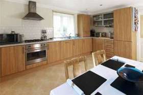 2 bedroom Apartment...